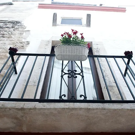 Antica Casa Scesciola Holiday home *
